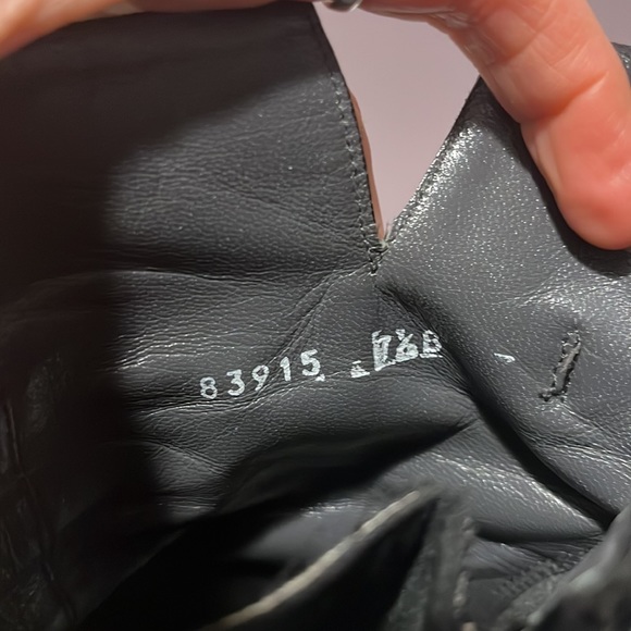 Stuart Weitzman booties 7.5 - Picture 13 of 16